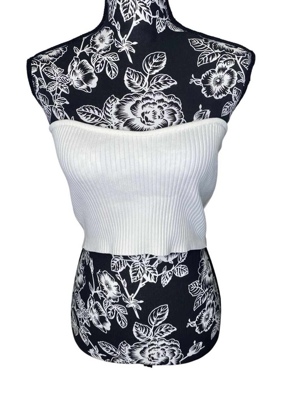 Forever 21 Ribbed Strapless Tube Crop Top White Y2K Basic Stretch Bandeau Summer